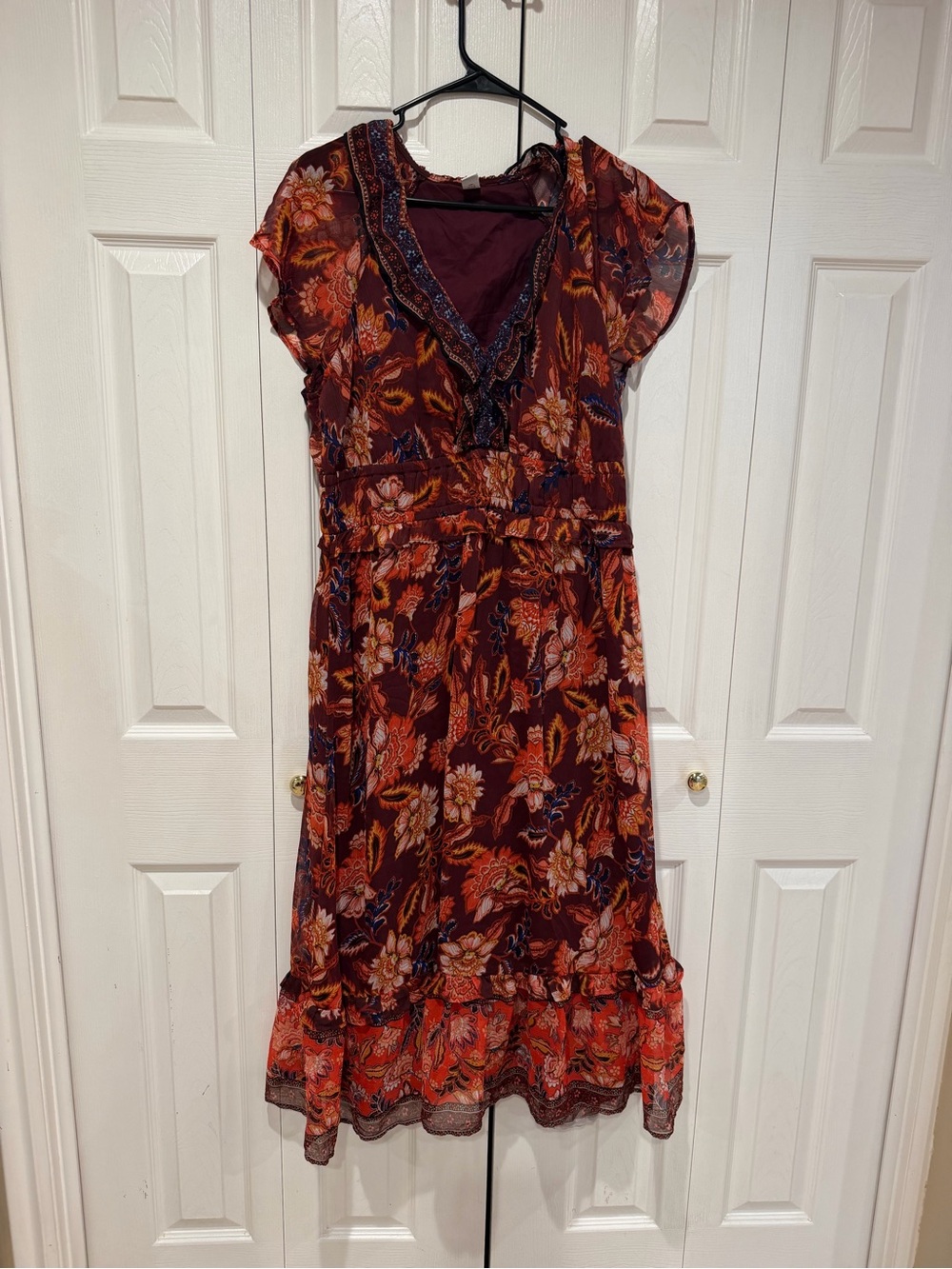 Old Navy Burgundy Floral Ruffle V-Neck Midi Dress